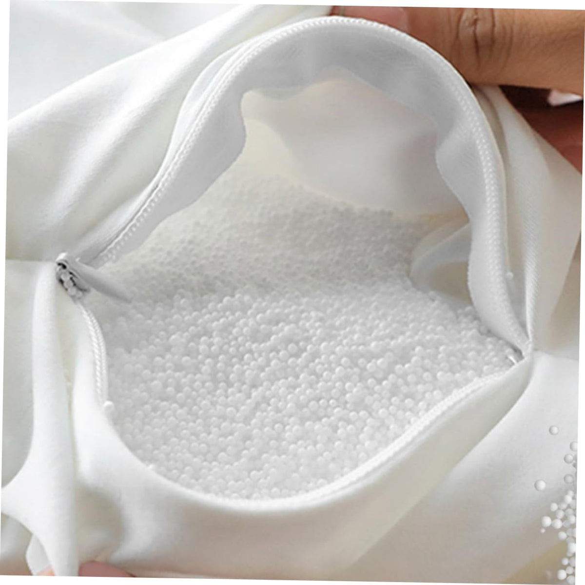 White Soft Foam Stuffing Z9549