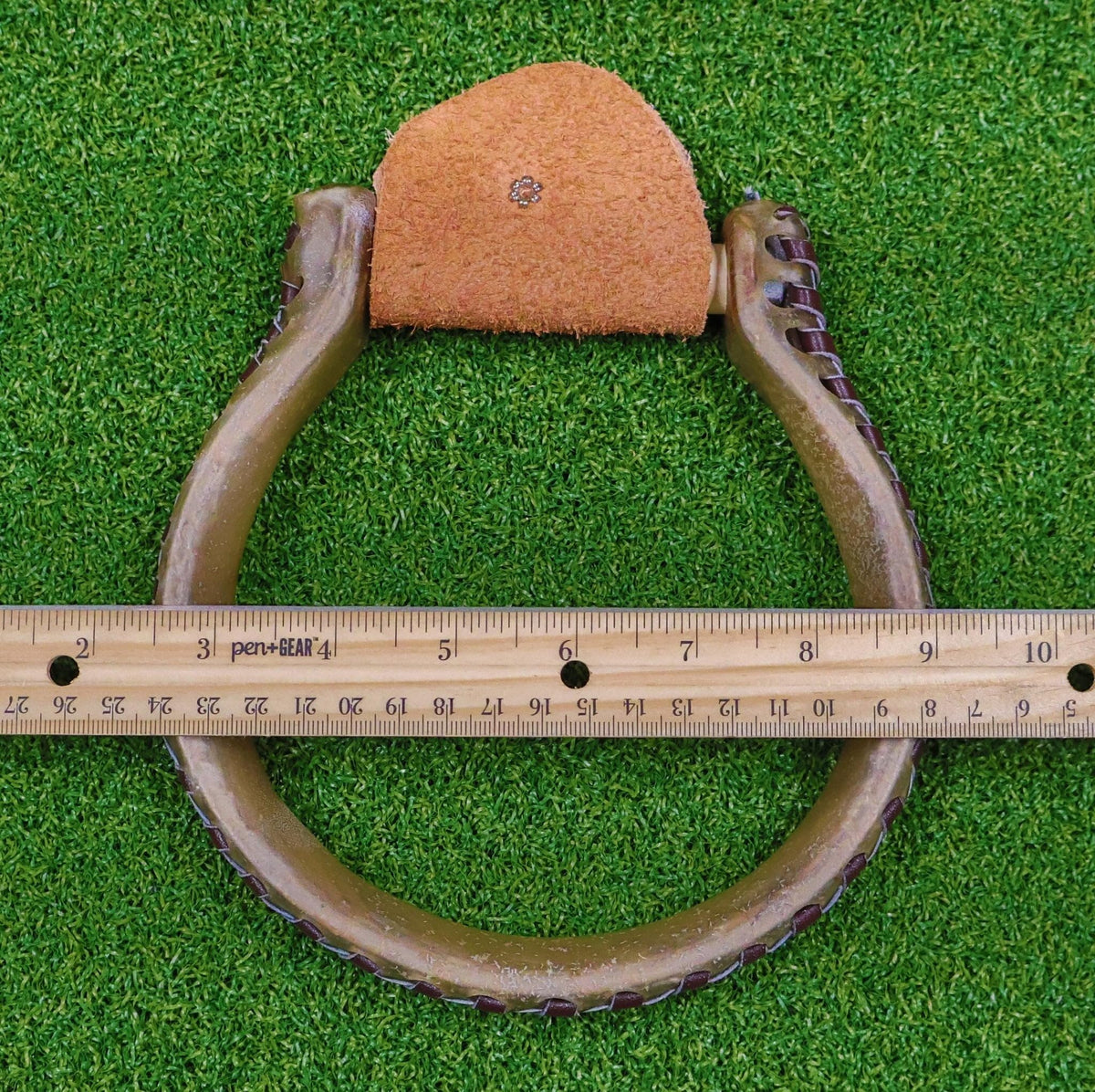 Oxbow Round Metal Western Stirrups F680800